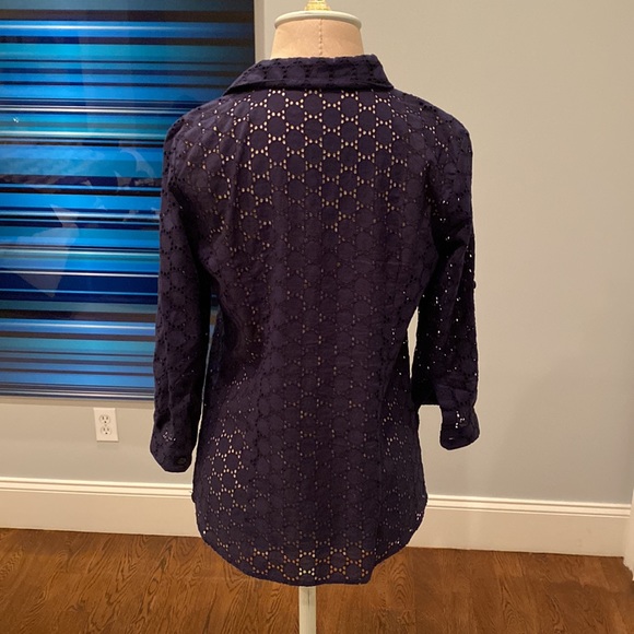 Eyelet tunic - Picture 3 of 5